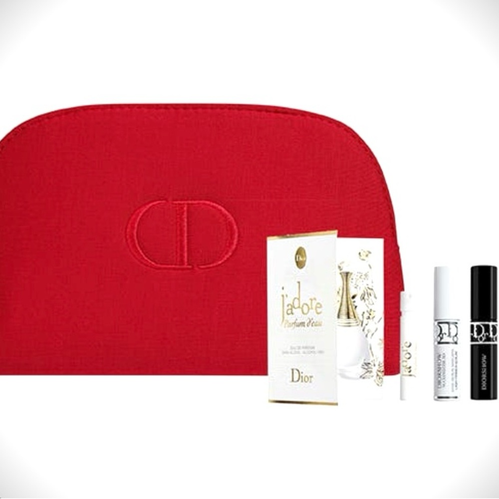 Dior cosmetics pouch and deluxe samples